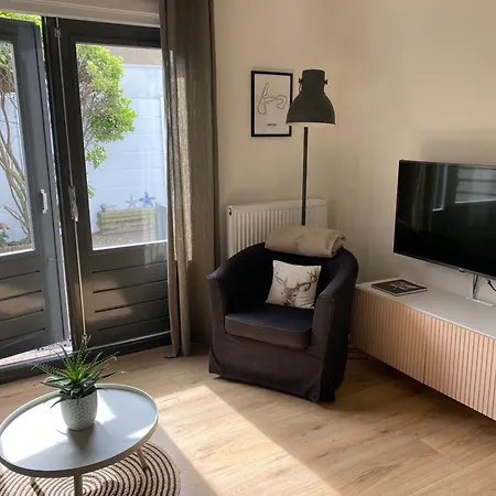 Zomerhuis Aan Zee Ferienhaus